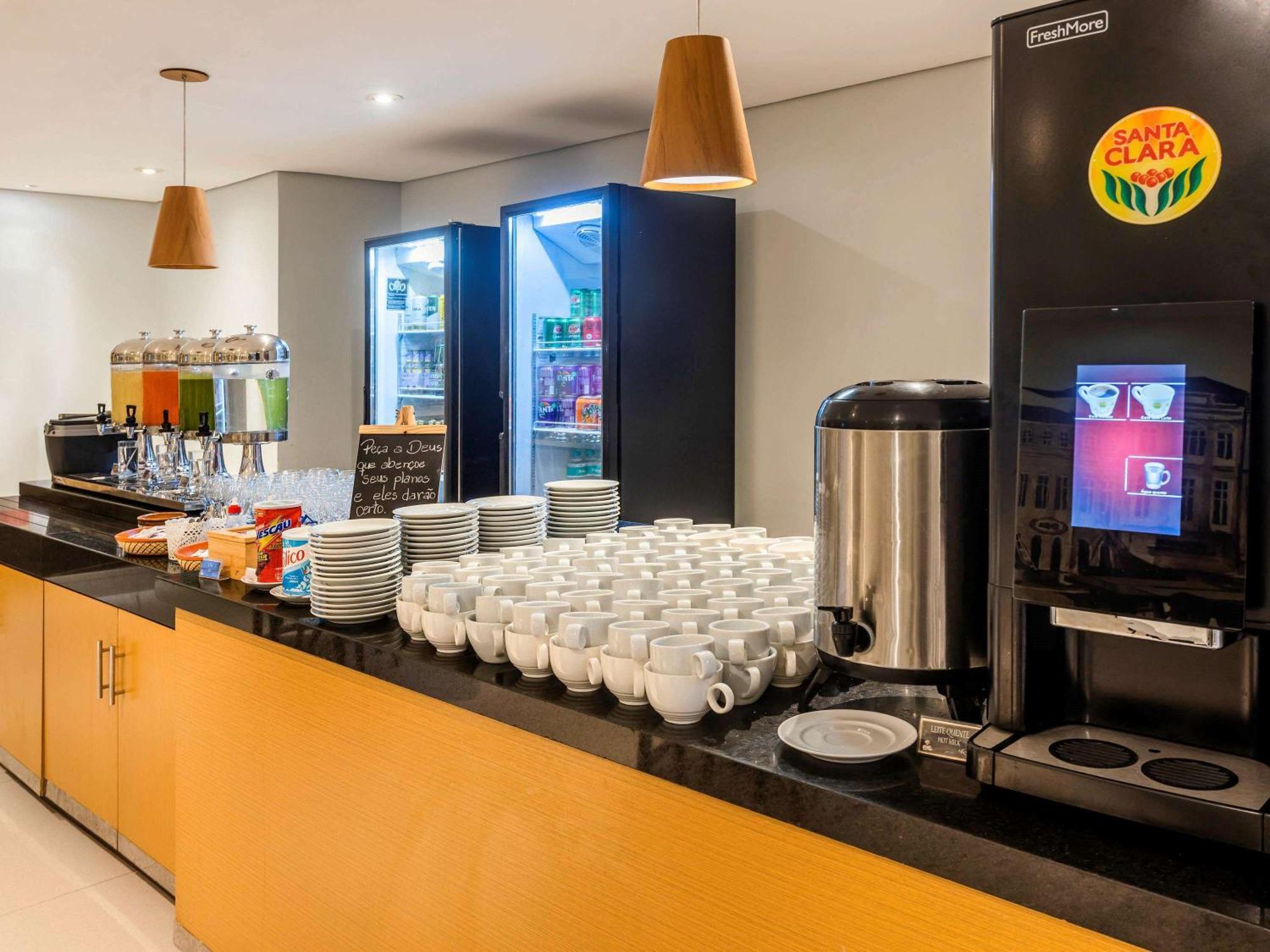 Ibis Styles Belem Hangar Екстер'єр фото